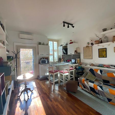 Appartamento Bilocale - Milano Zona Isola Milão Exterior foto